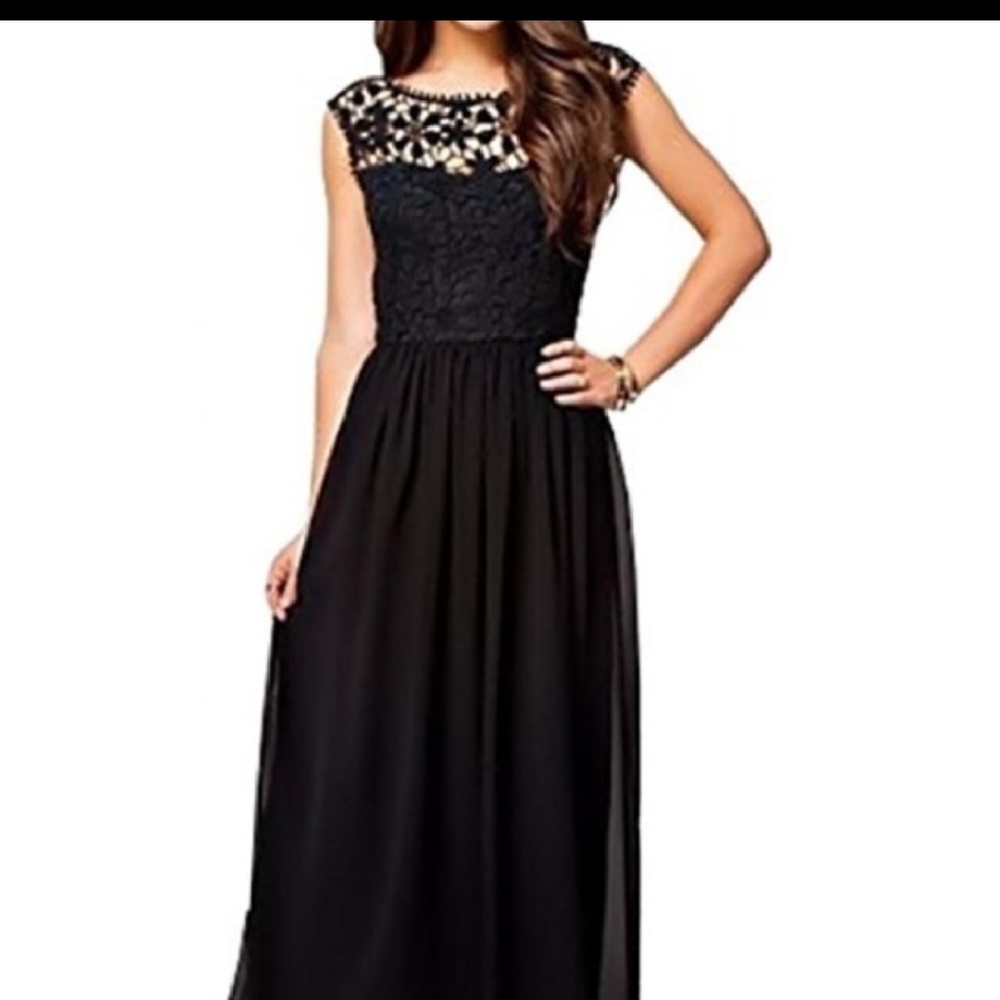 🔥20% off Maxi dress with low back
